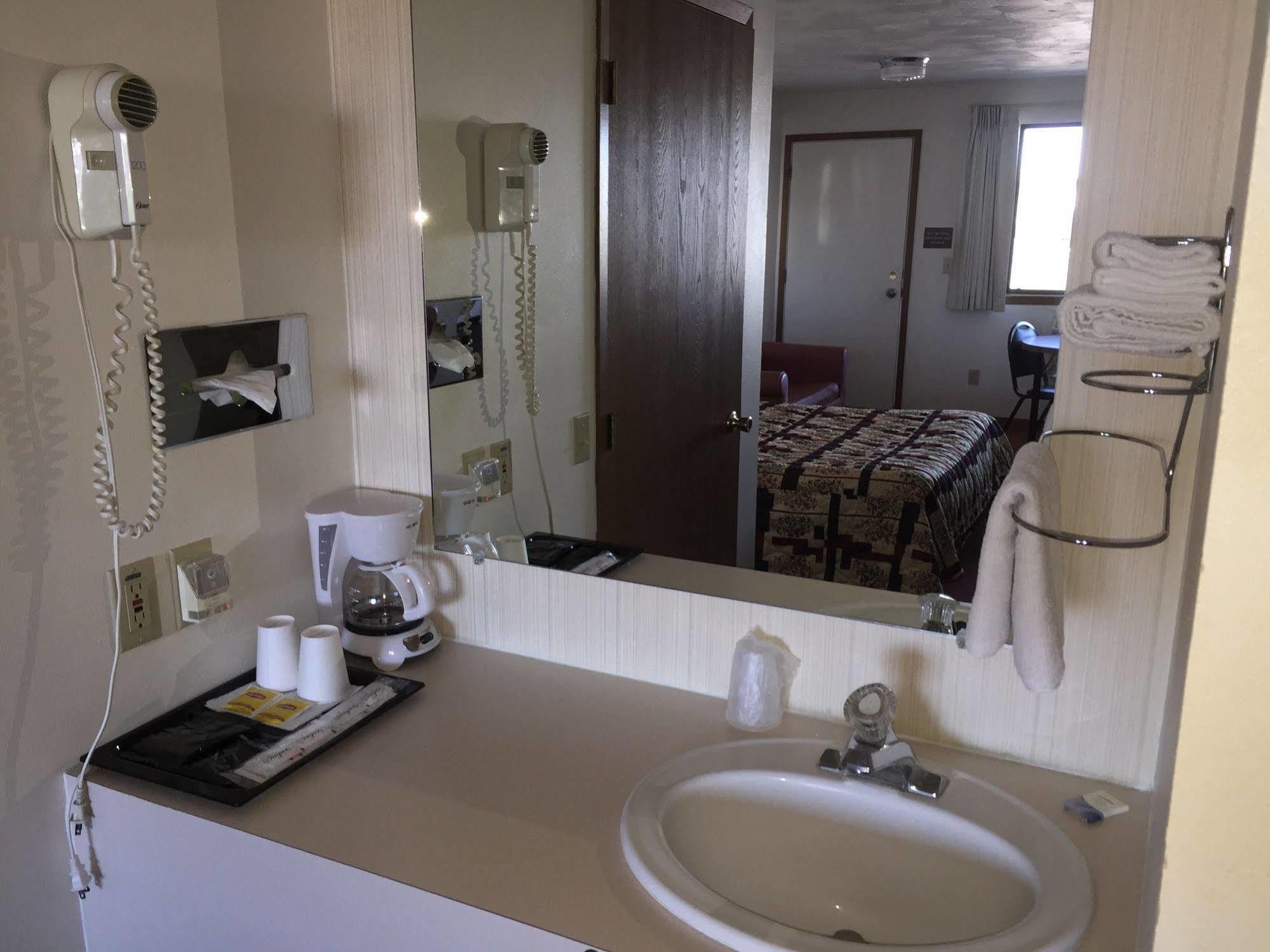 The Davenport Motel 외부 사진